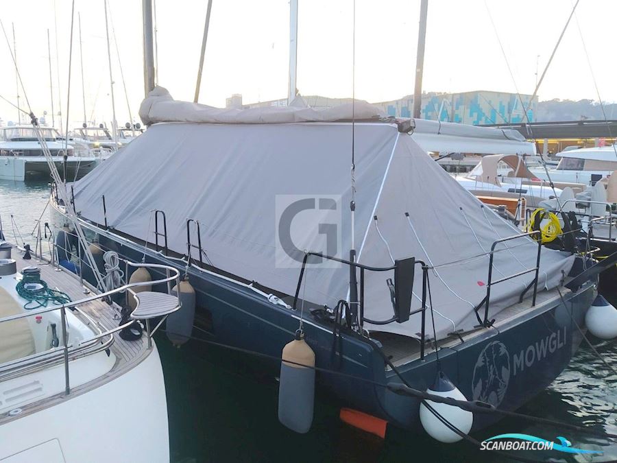 Beneteau First 53