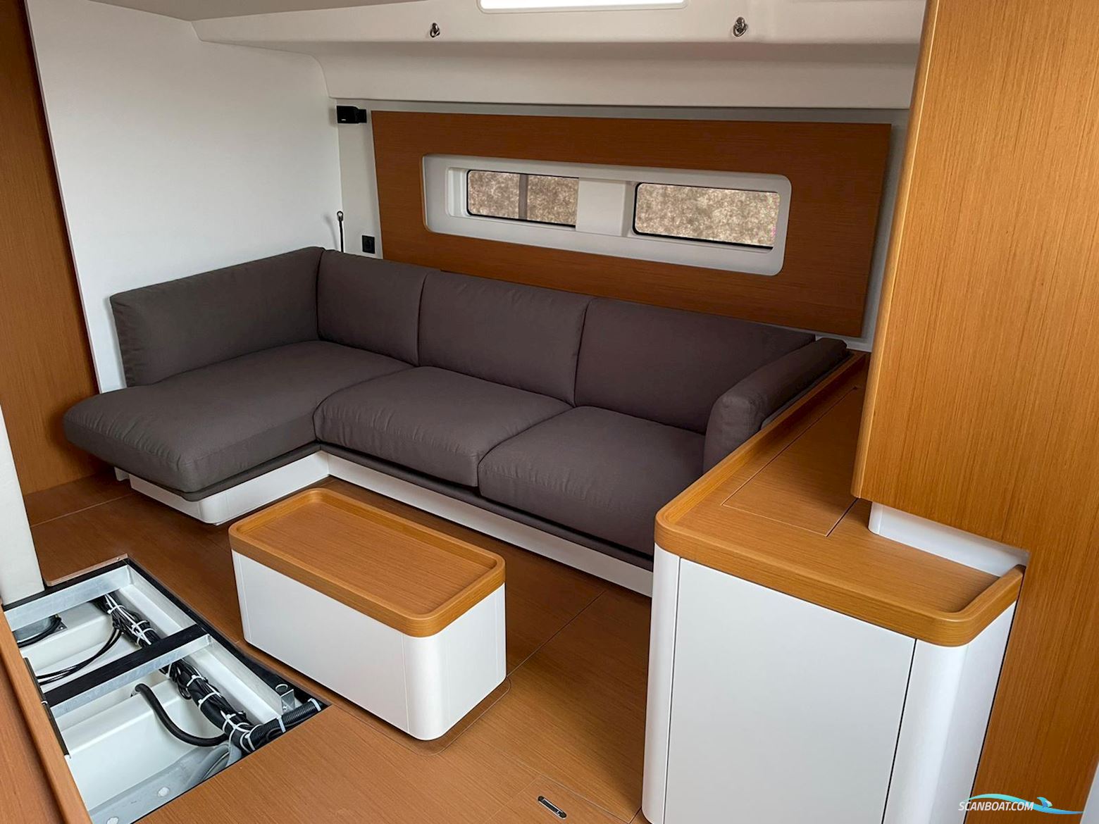 Beneteau First 53