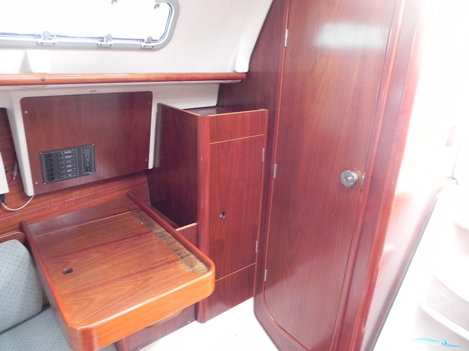 Beneteau Oceanis 281