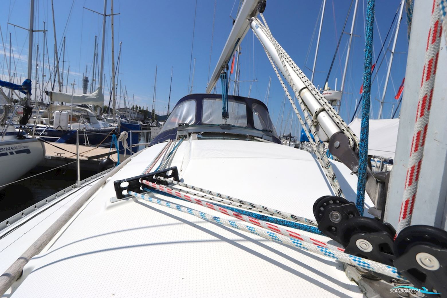 Beneteau Oceanis 300