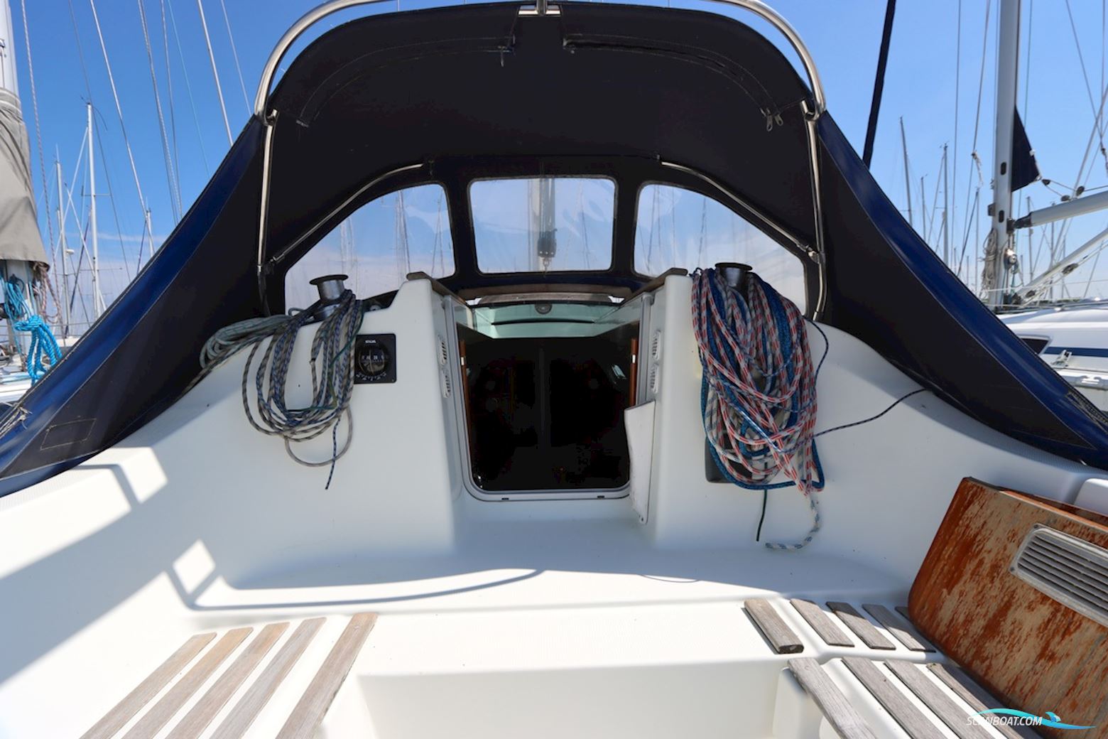 Beneteau Oceanis 300