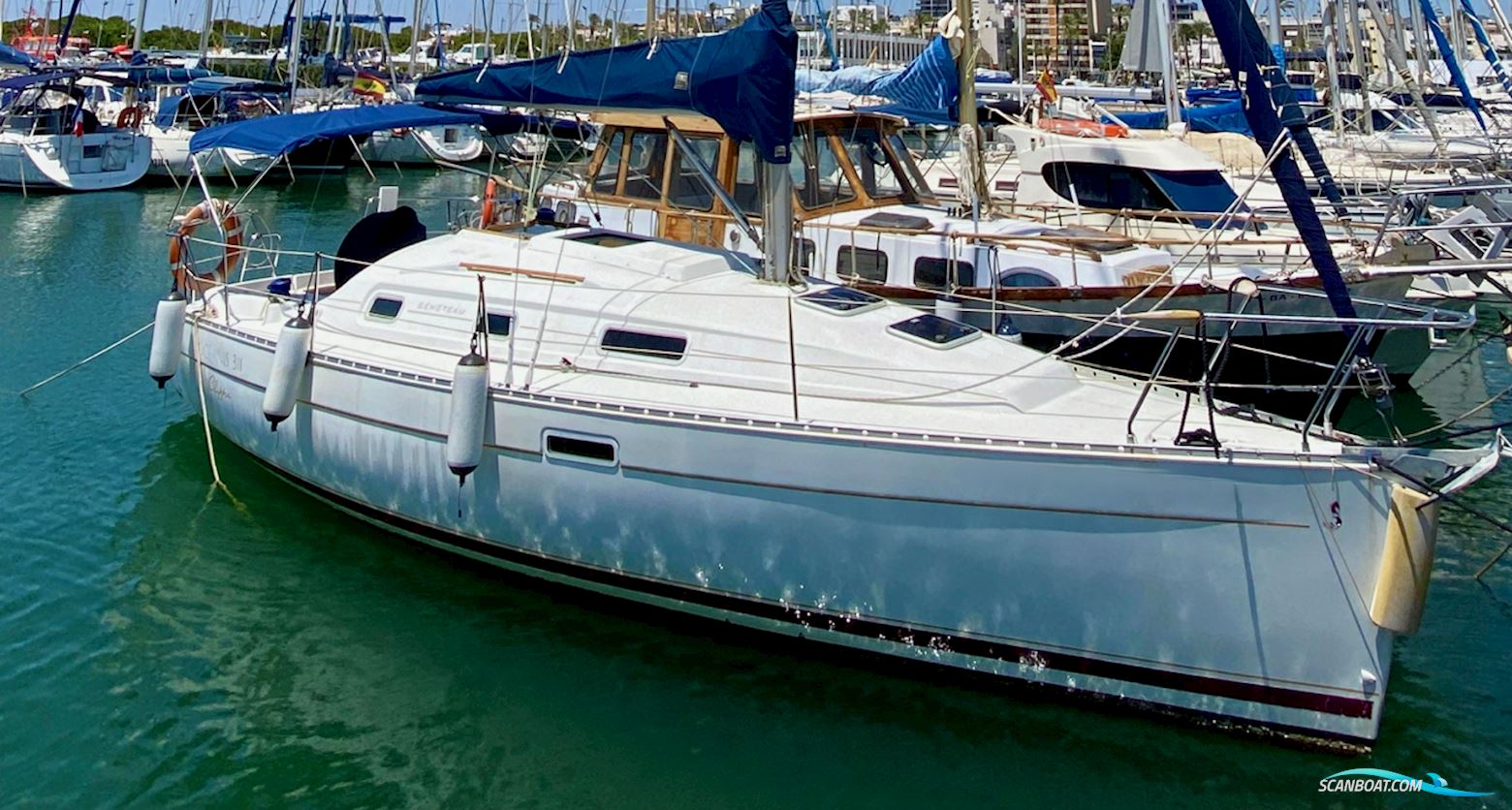 Beneteau Oceanis 311 Clipper Sailingboat 2001, with Volvo Penta MD2020 engine, Spain