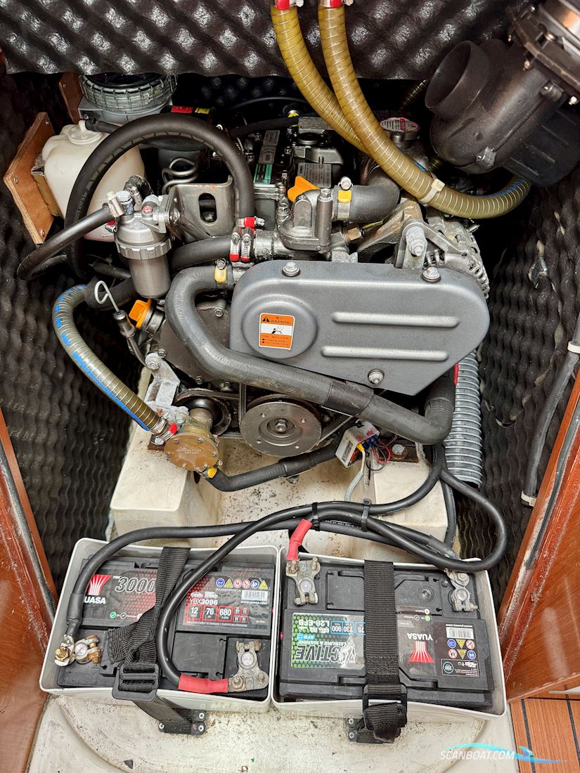 Beneteau Oceanis 323 Clipper