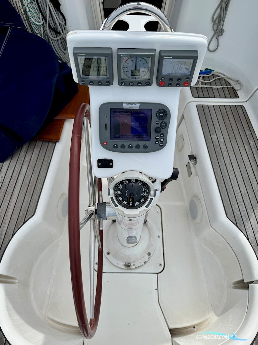 Beneteau Oceanis 323 Clipper
