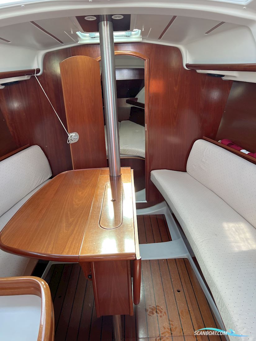 Beneteau Oceanis 323 Clipper