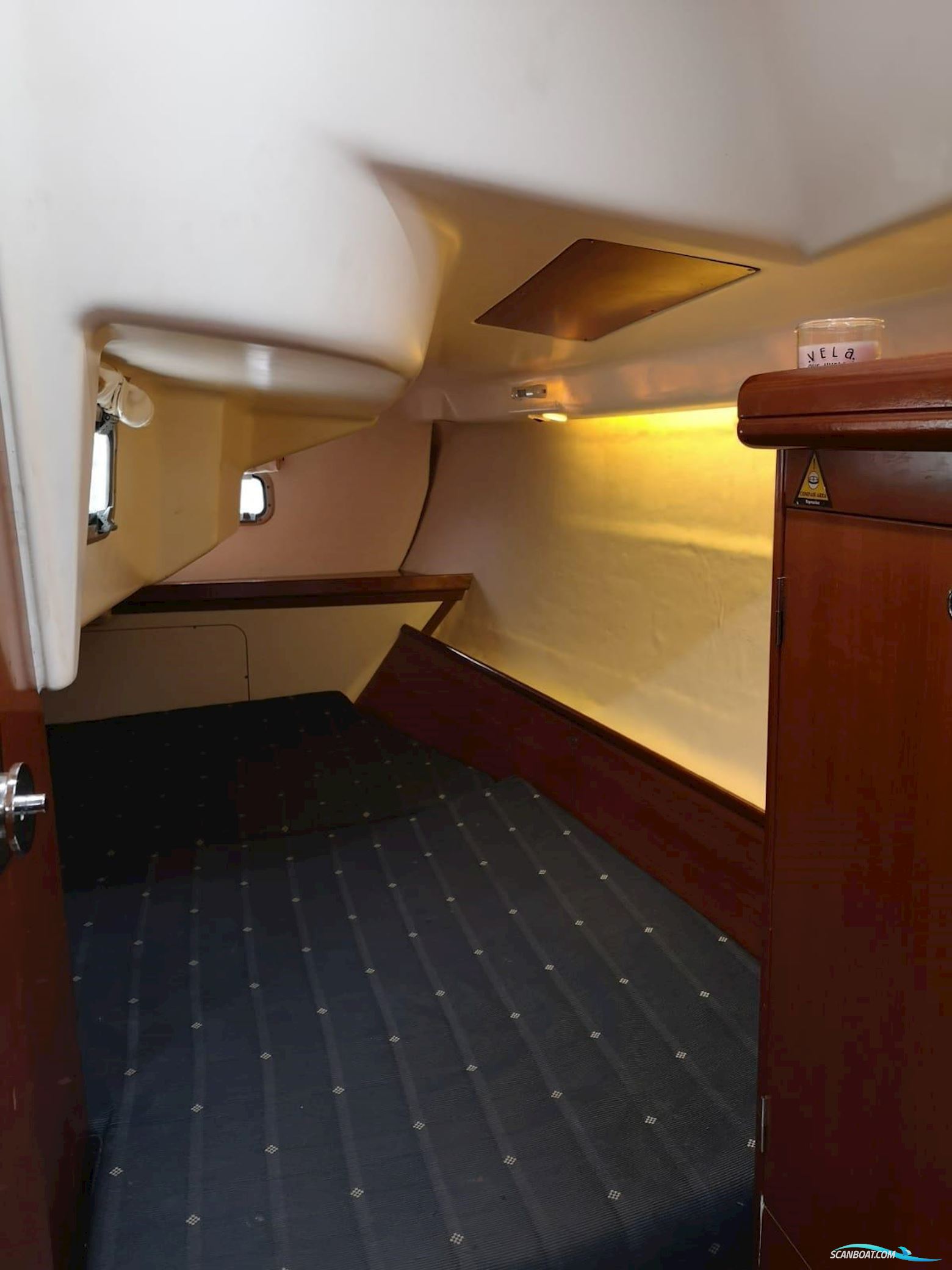 Beneteau Oceanis 323