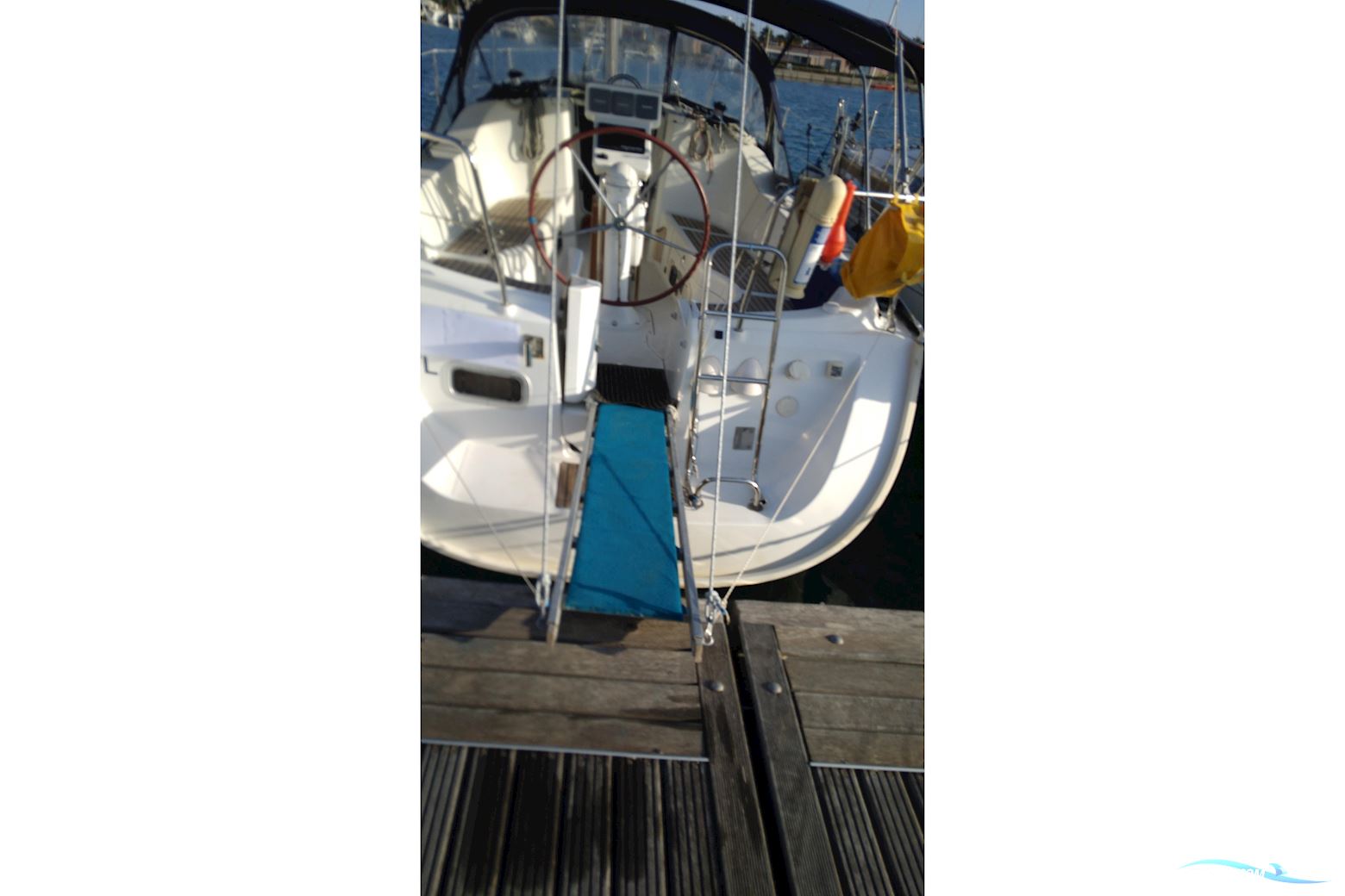 Beneteau Oceanis 323