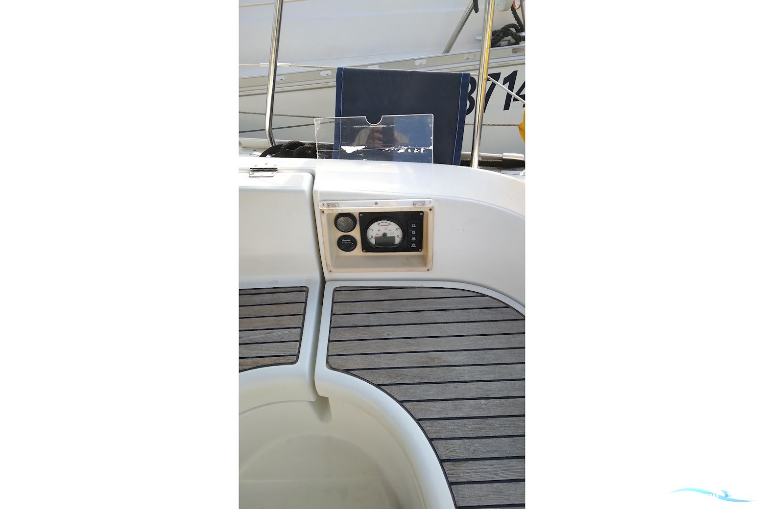 Beneteau Oceanis 323