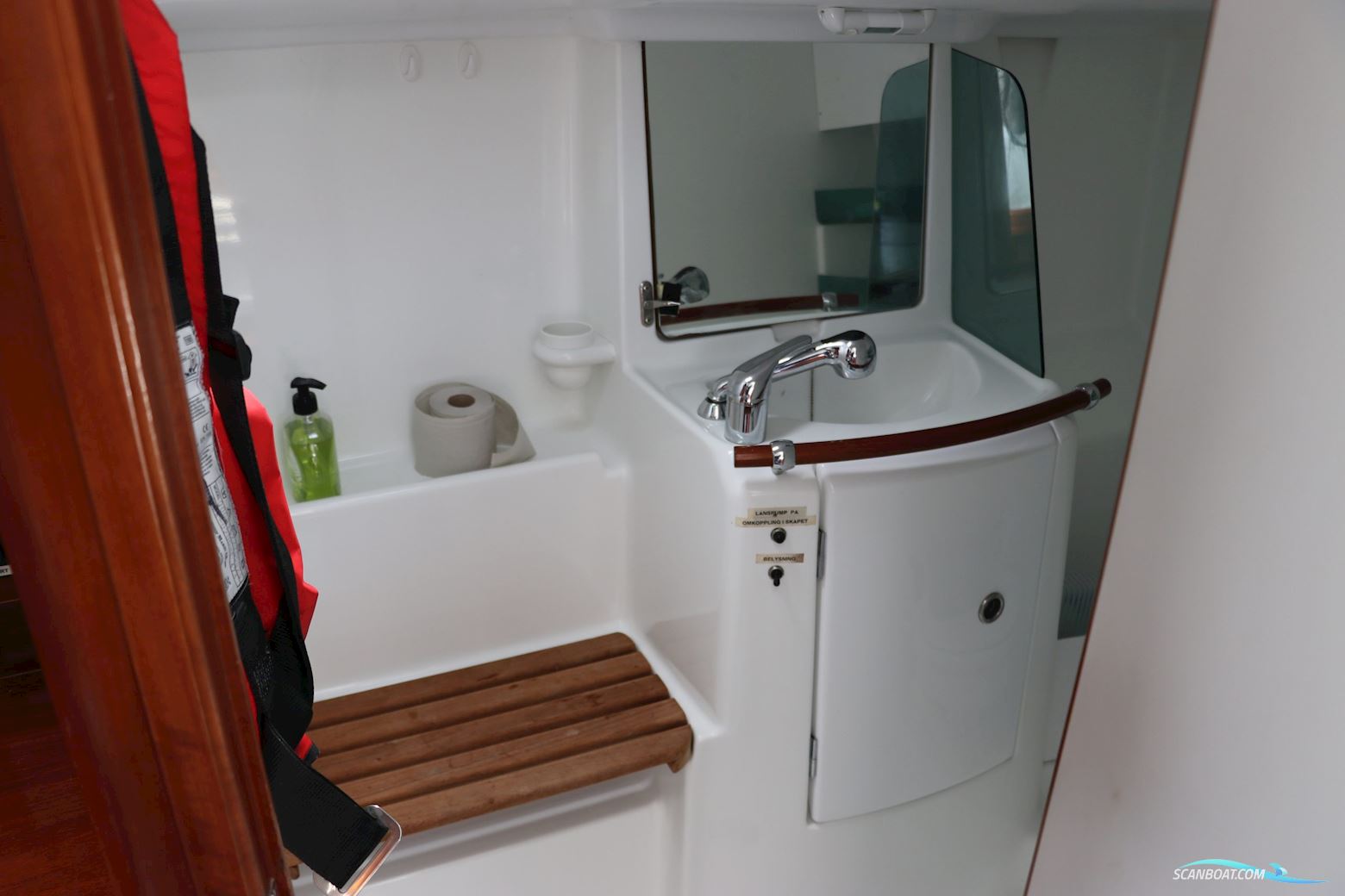 Beneteau Oceanis 323