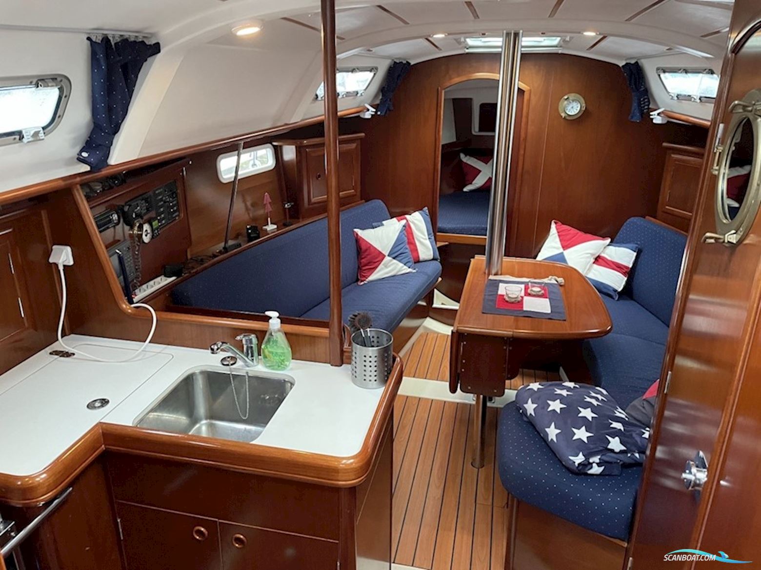 Beneteau Oceanis 331 Clipper