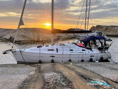 Beneteau Oceanis 331 Clipper Sailingboat 2002, with Volvo Penta 2020D engine, Sweden