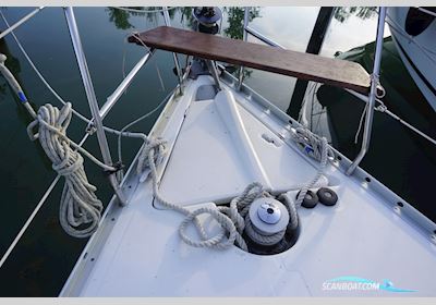Beneteau Oceanis 331 Sailingboat 2001, with Volvo Penta MD2030 D engine, Italy