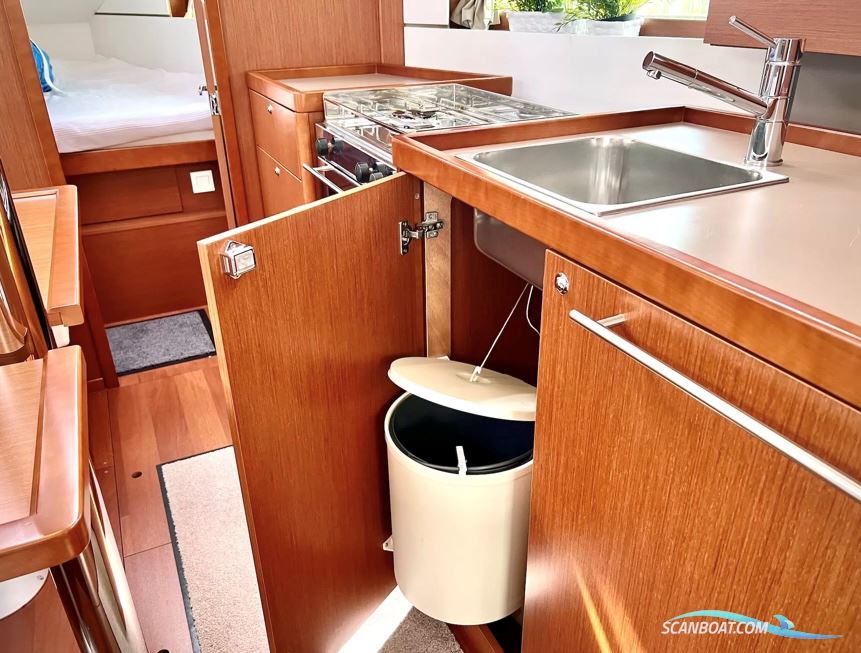 Beneteau Oceanis 35