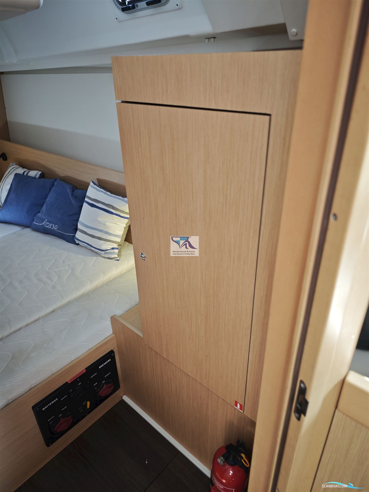 Beneteau OCEANIS 35.1