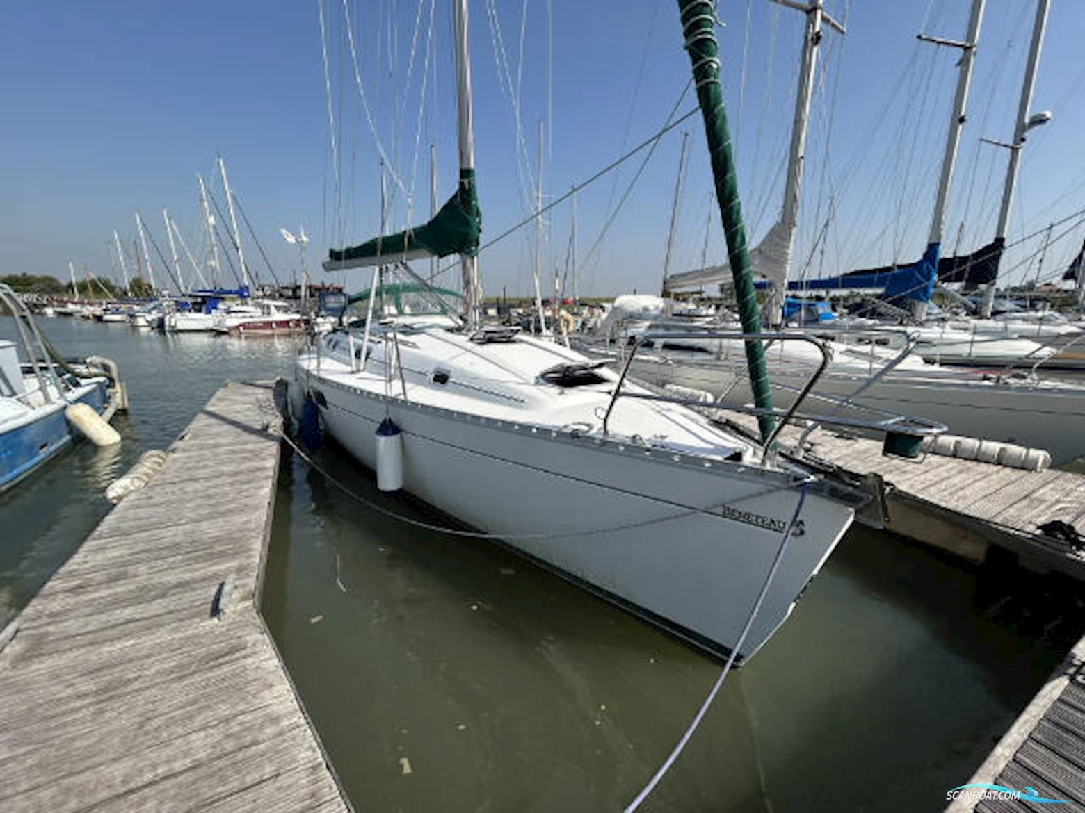 Beneteau Oceanis 351 Sailingboat 1994, with Beta Marine B-30 New 2024 engine, United Kingdom