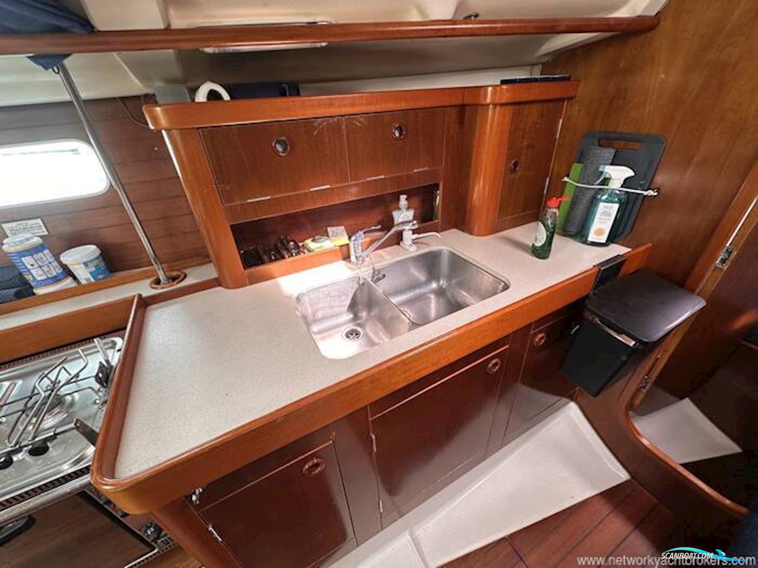 Beneteau Oceanis 351