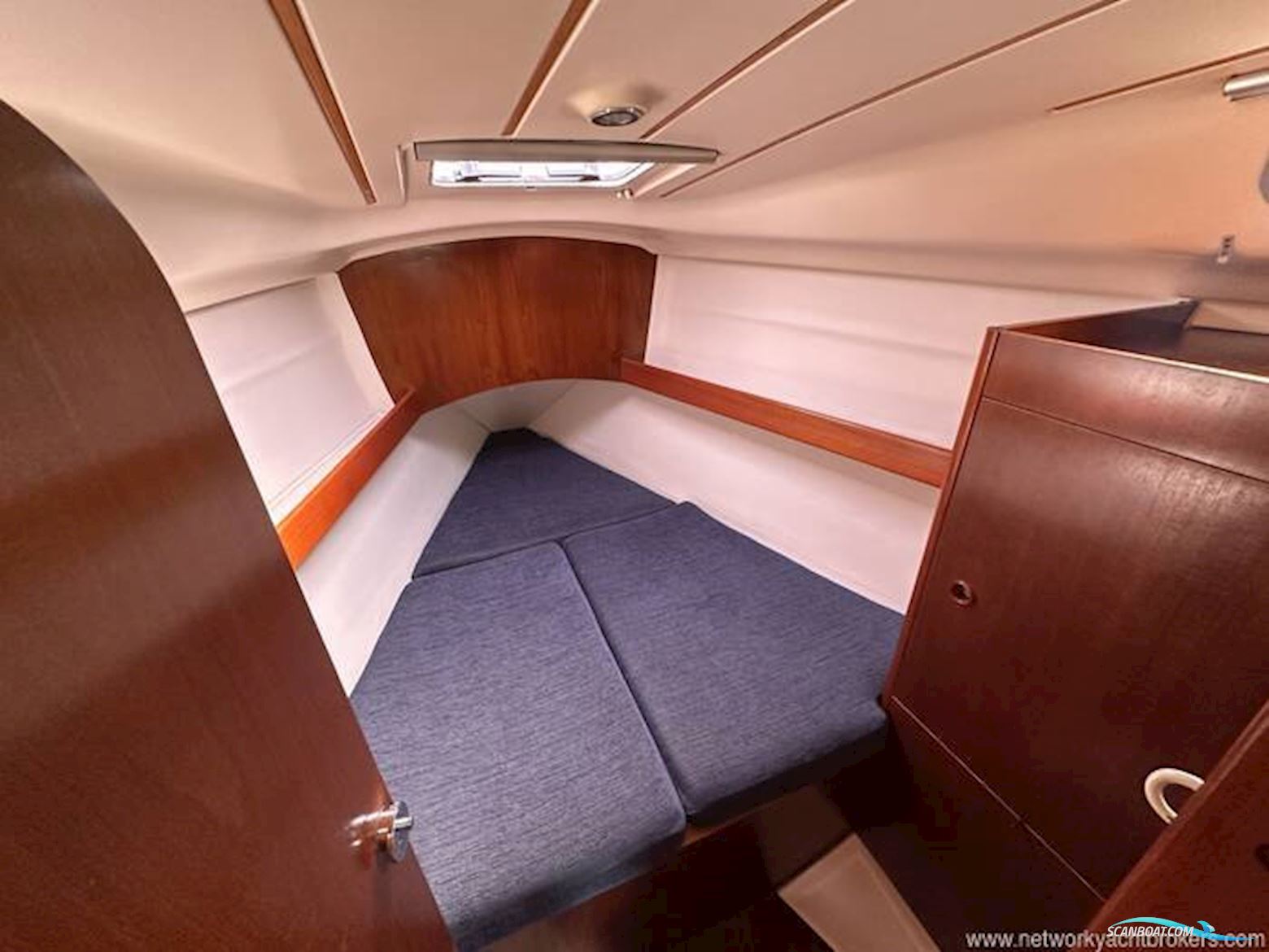 Beneteau Oceanis 351
