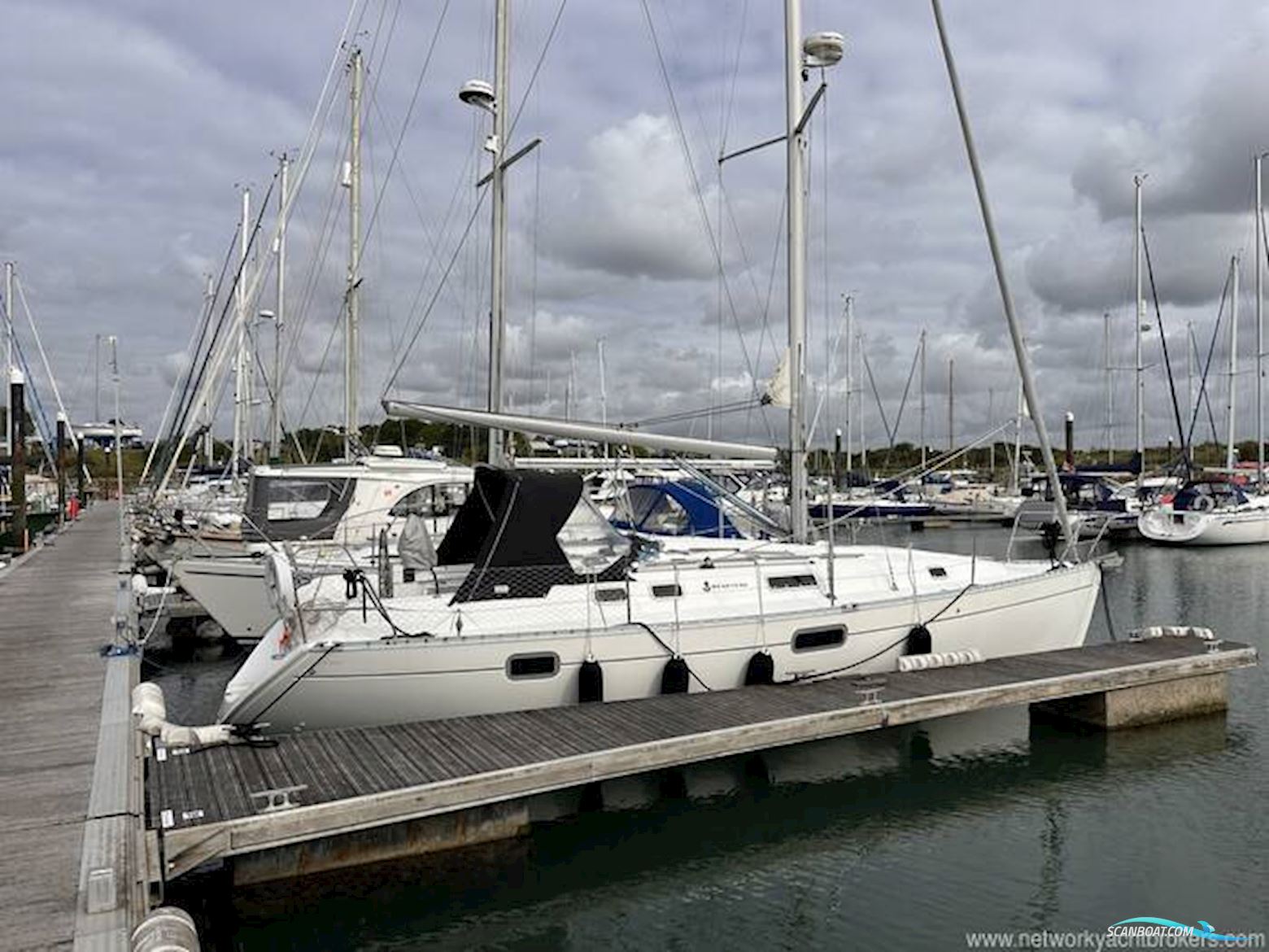 Beneteau Oceanis 351