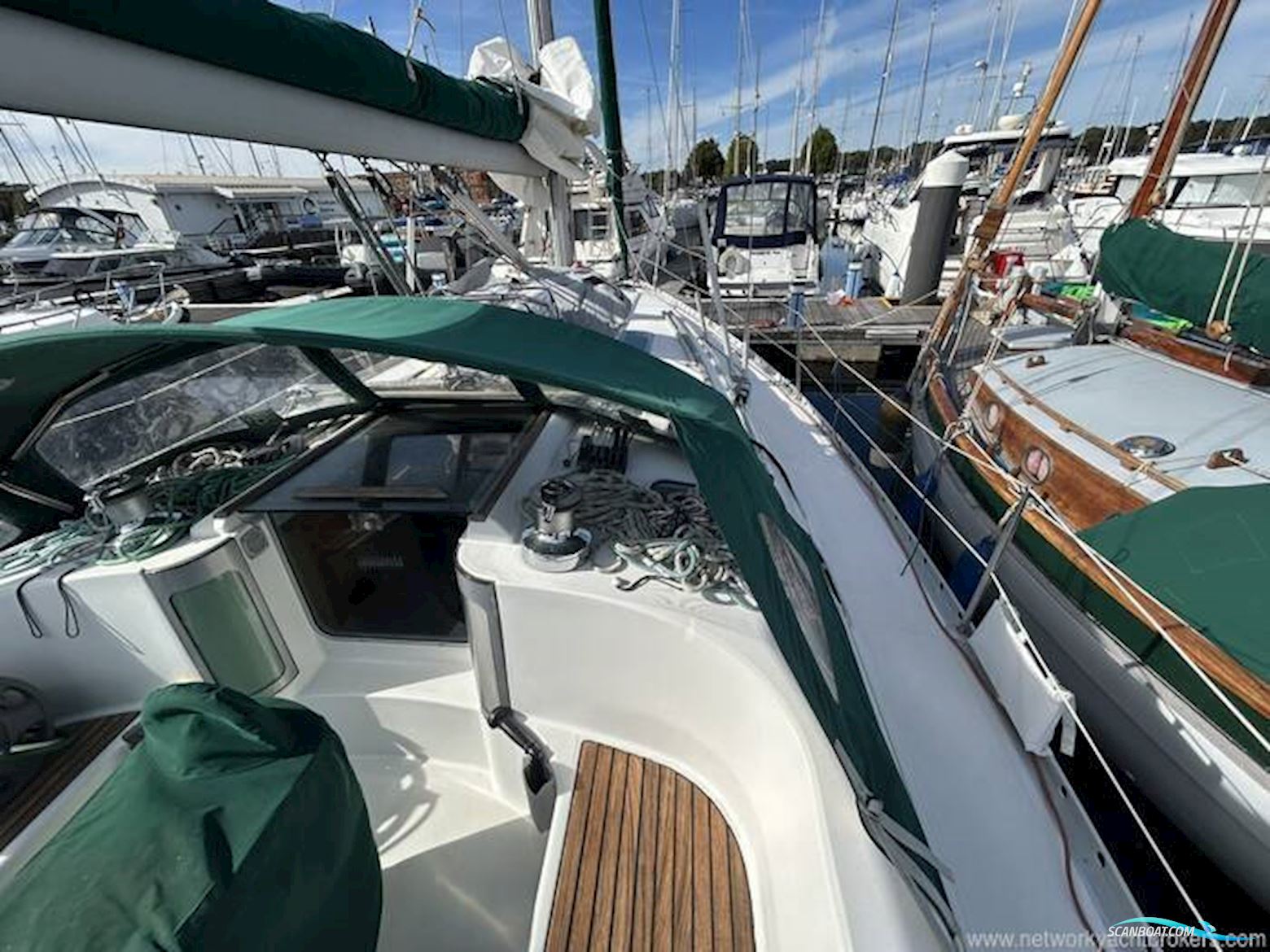Beneteau Oceanis 351