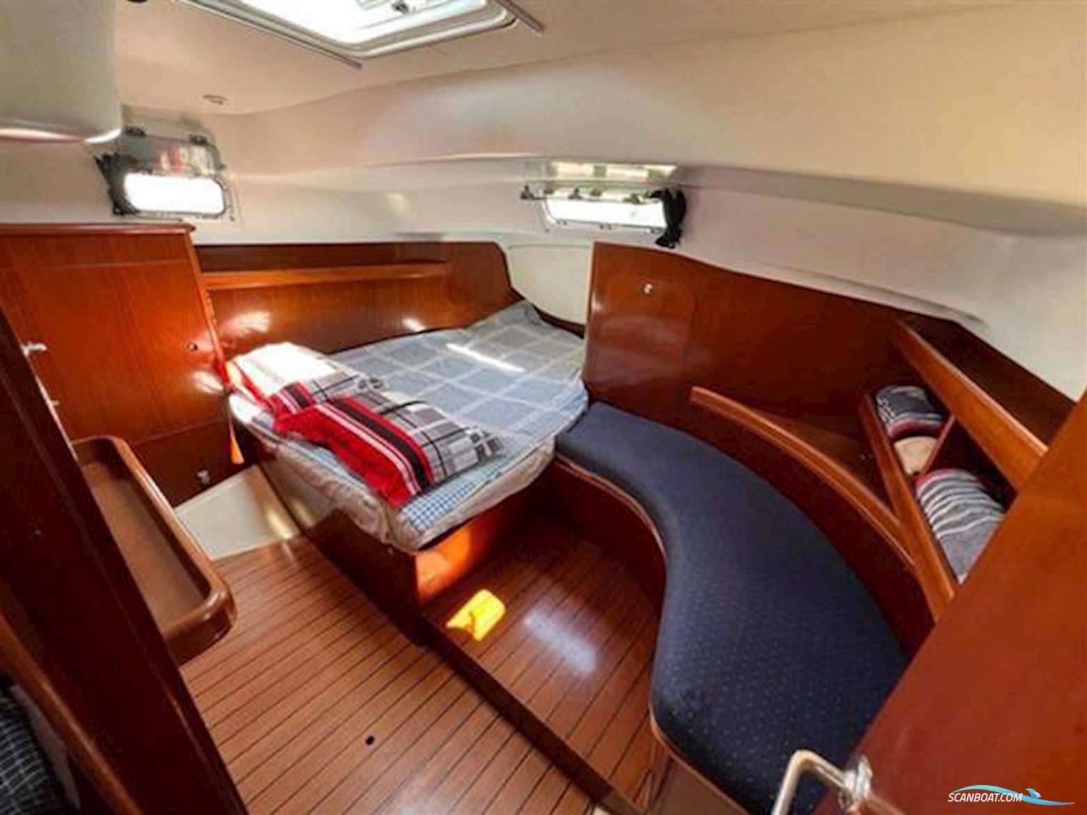 Beneteau Oceanis 36 cc
