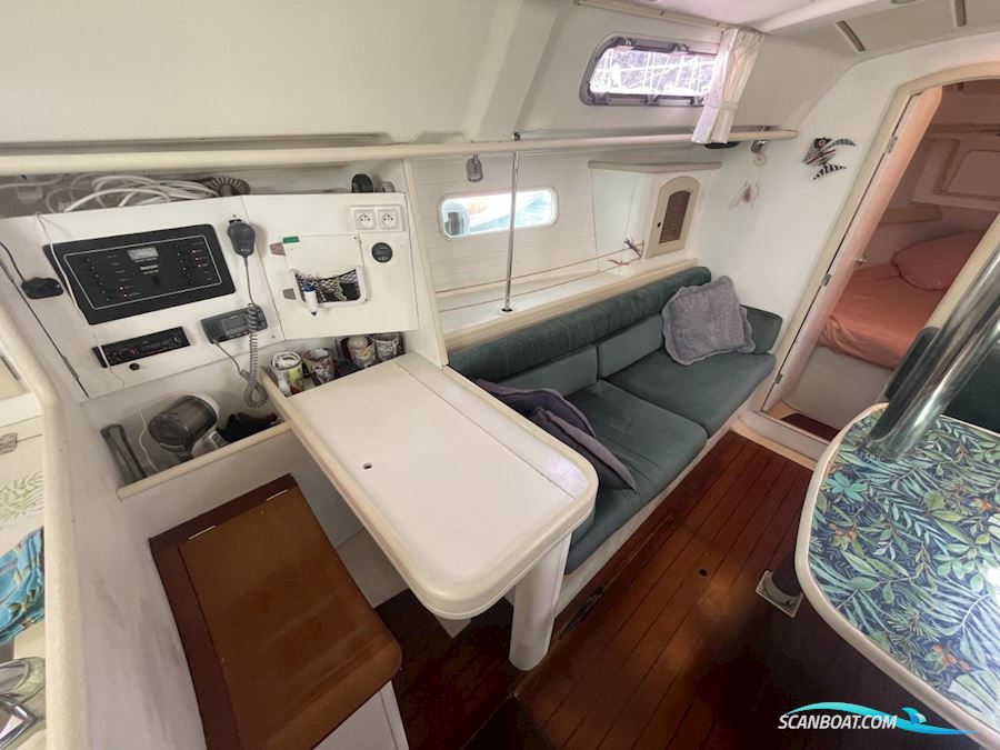Beneteau Oceanis 361