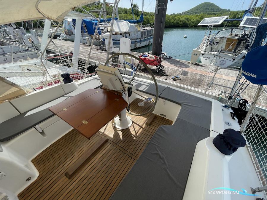 Beneteau Oceanis 37