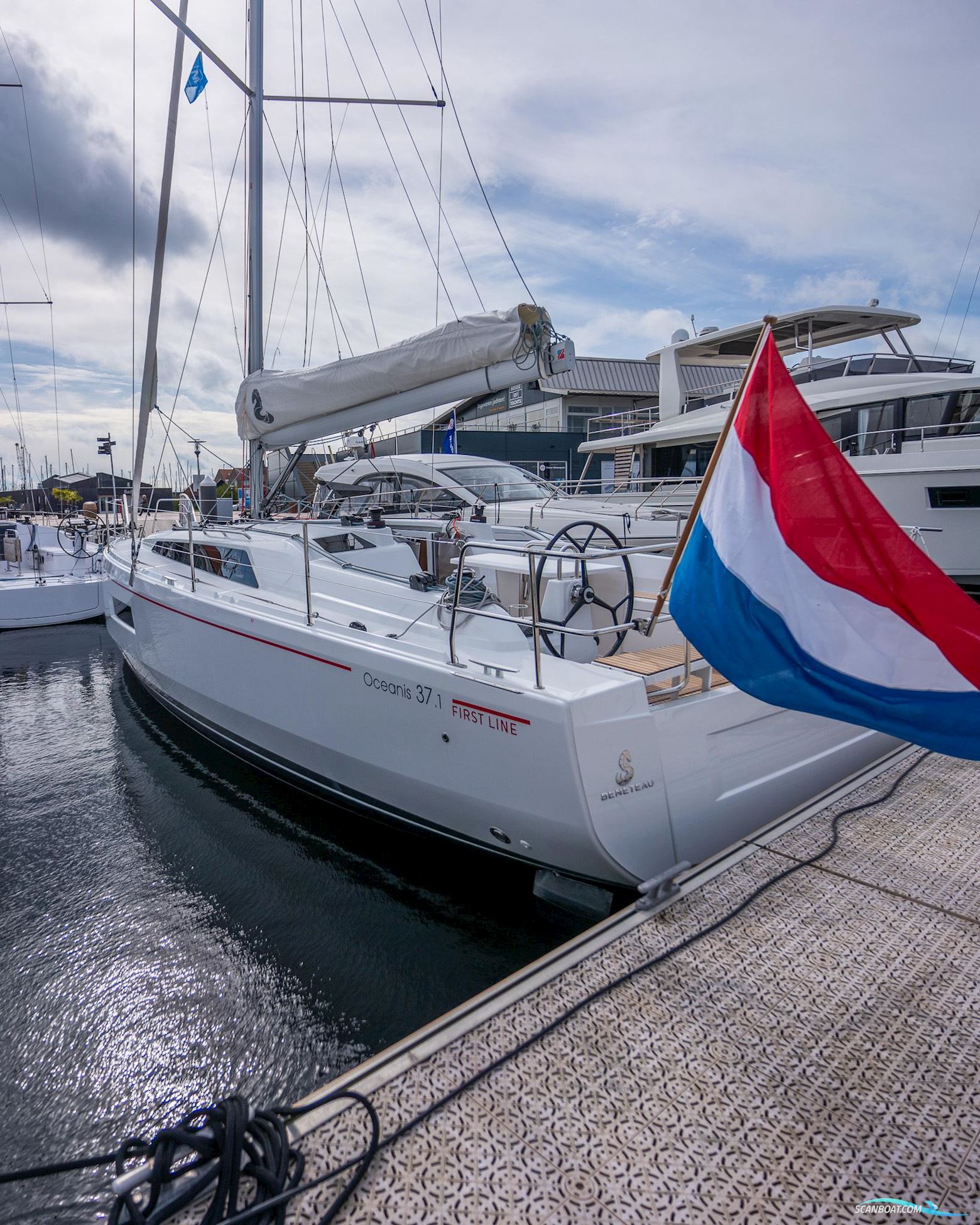 Beneteau Oceanis 37.1