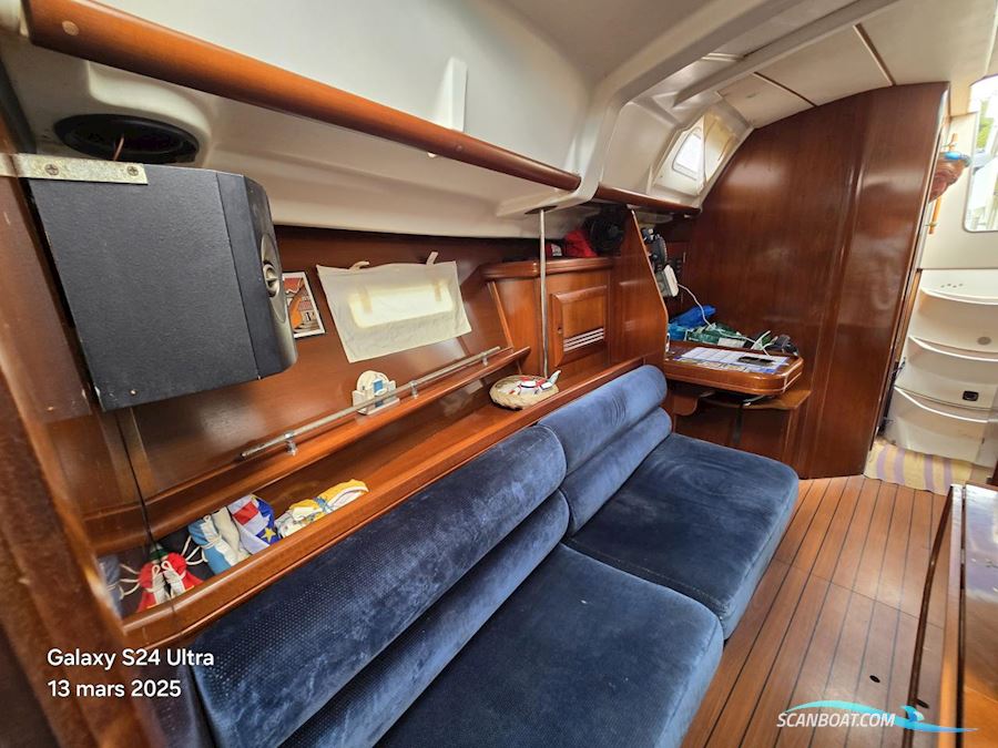 Beneteau Oceanis 373