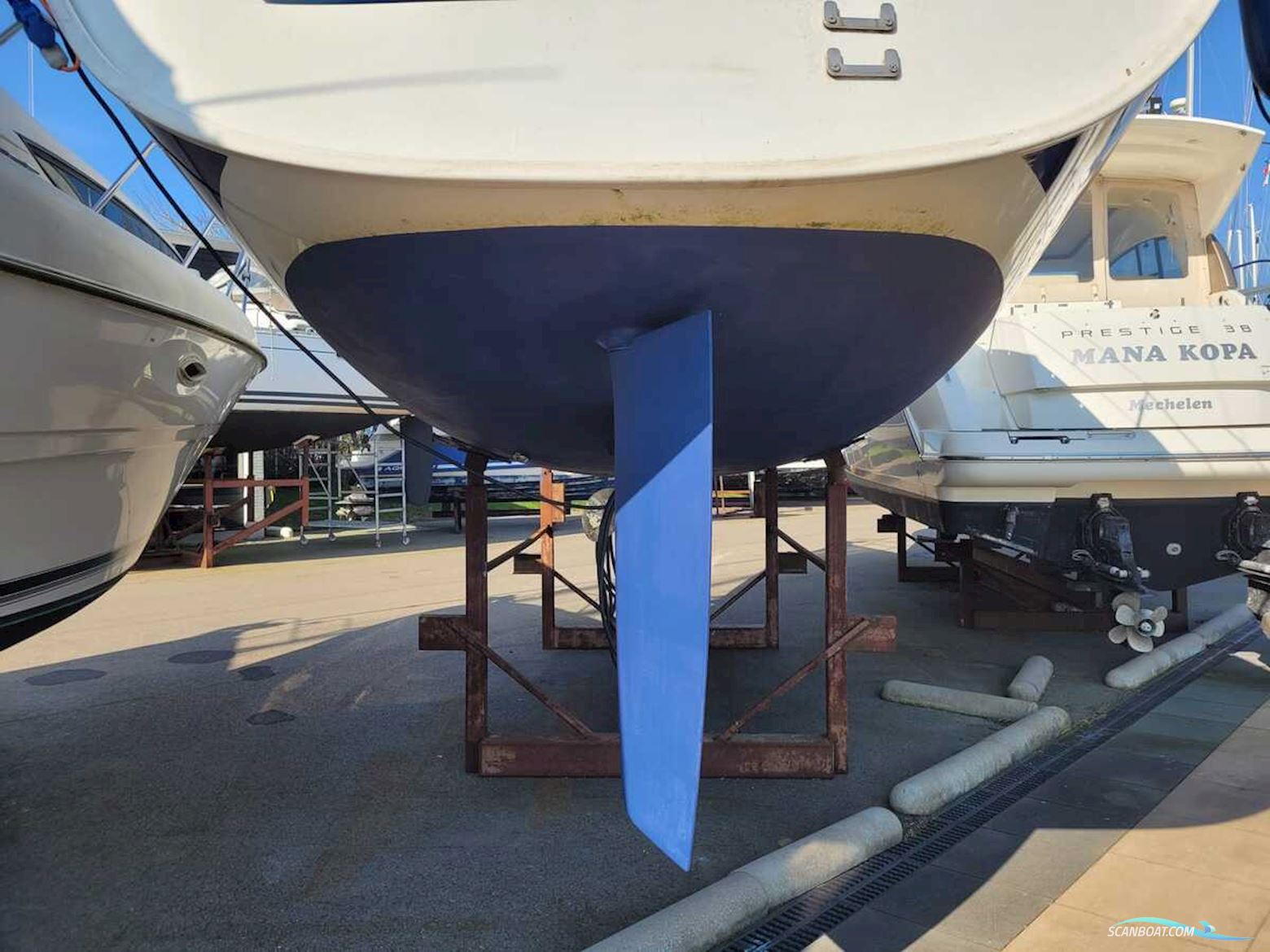 Beneteau Oceanis 373