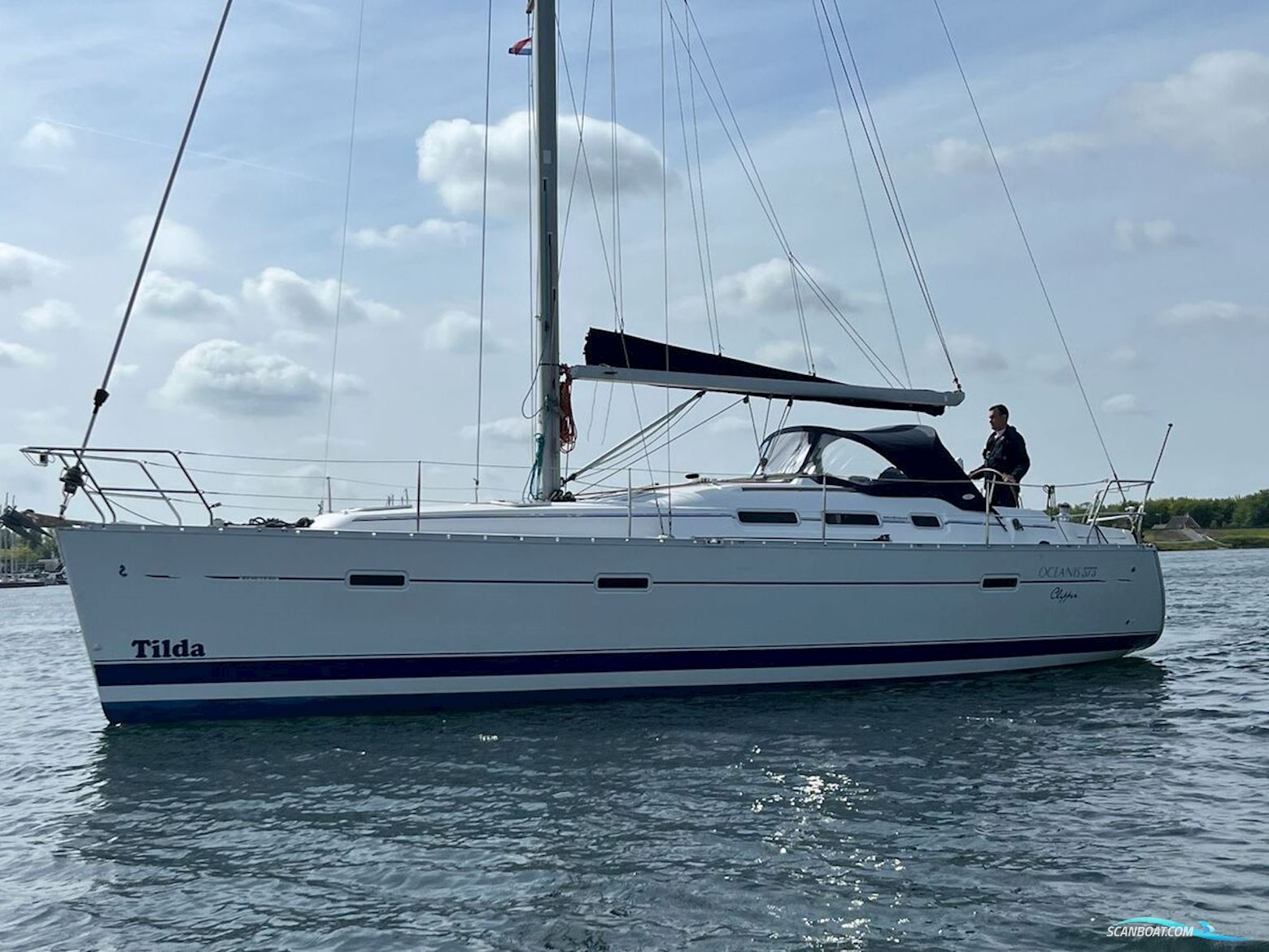 Beneteau Oceanis 373