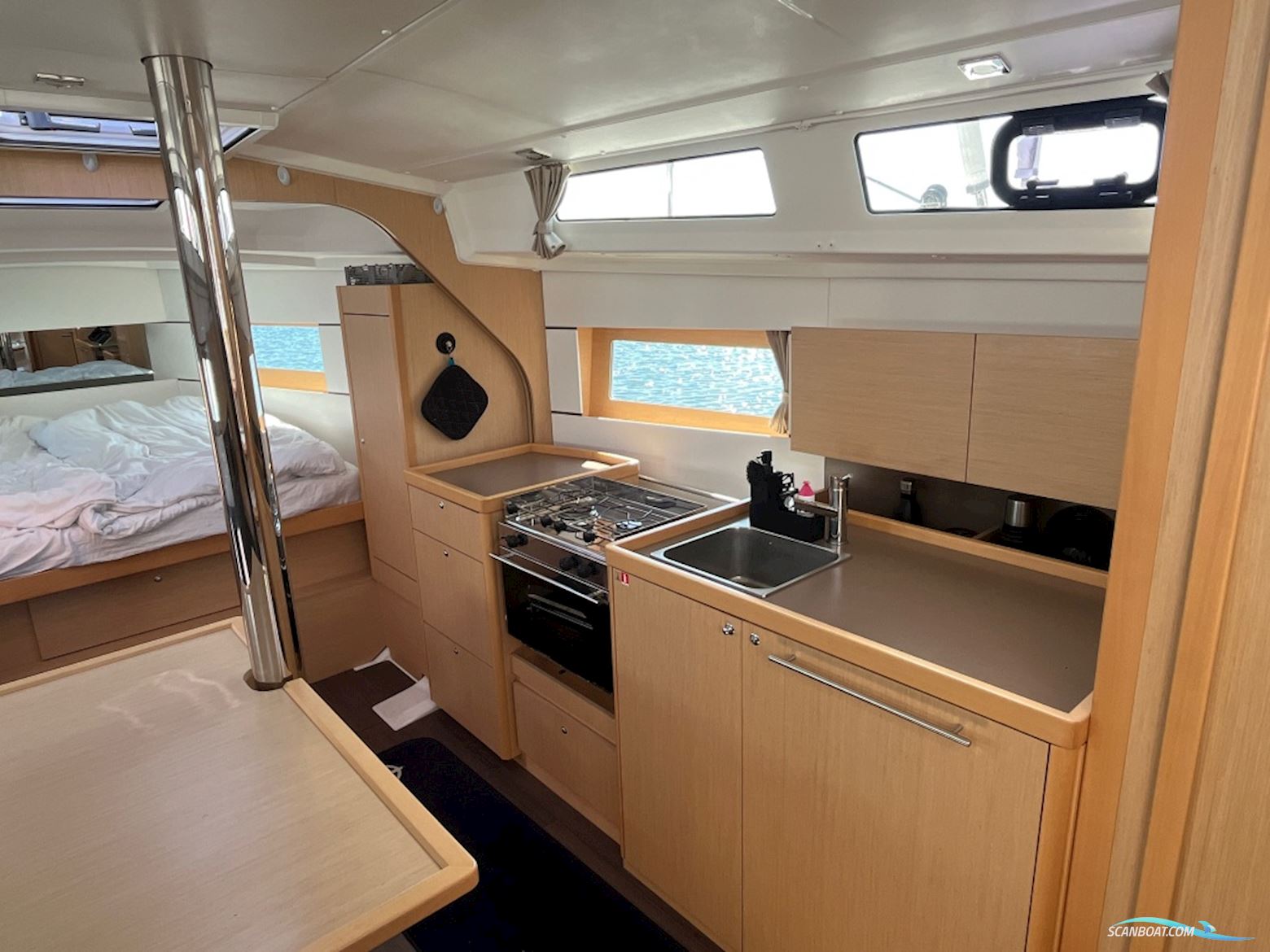 Beneteau Oceanis 38 - Solgt/Sold