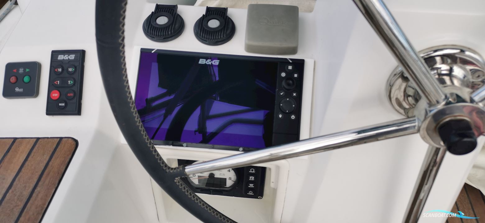 Beneteau Oceanis 38 Cruiser