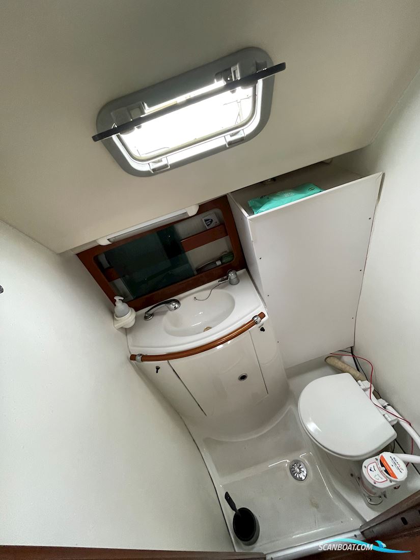Beneteau Oceanis 381