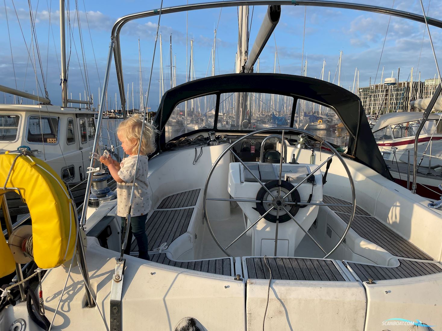 Beneteau Oceanis 381