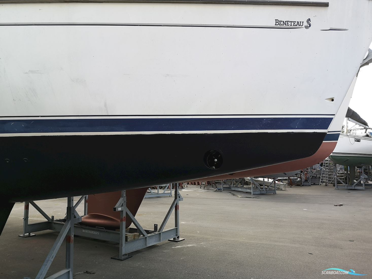 Beneteau Oceanis 381