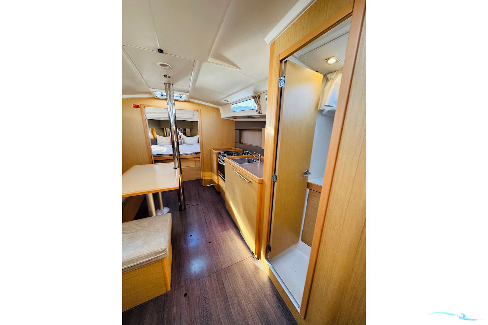 Beneteau Oceanis 38.1