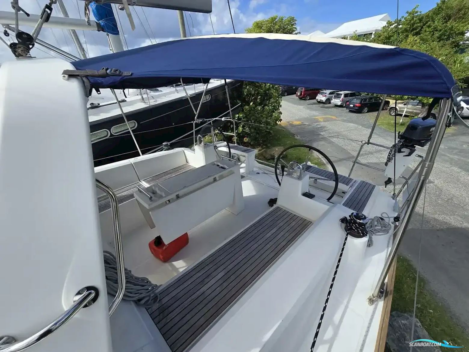 Beneteau Oceanis 38.1