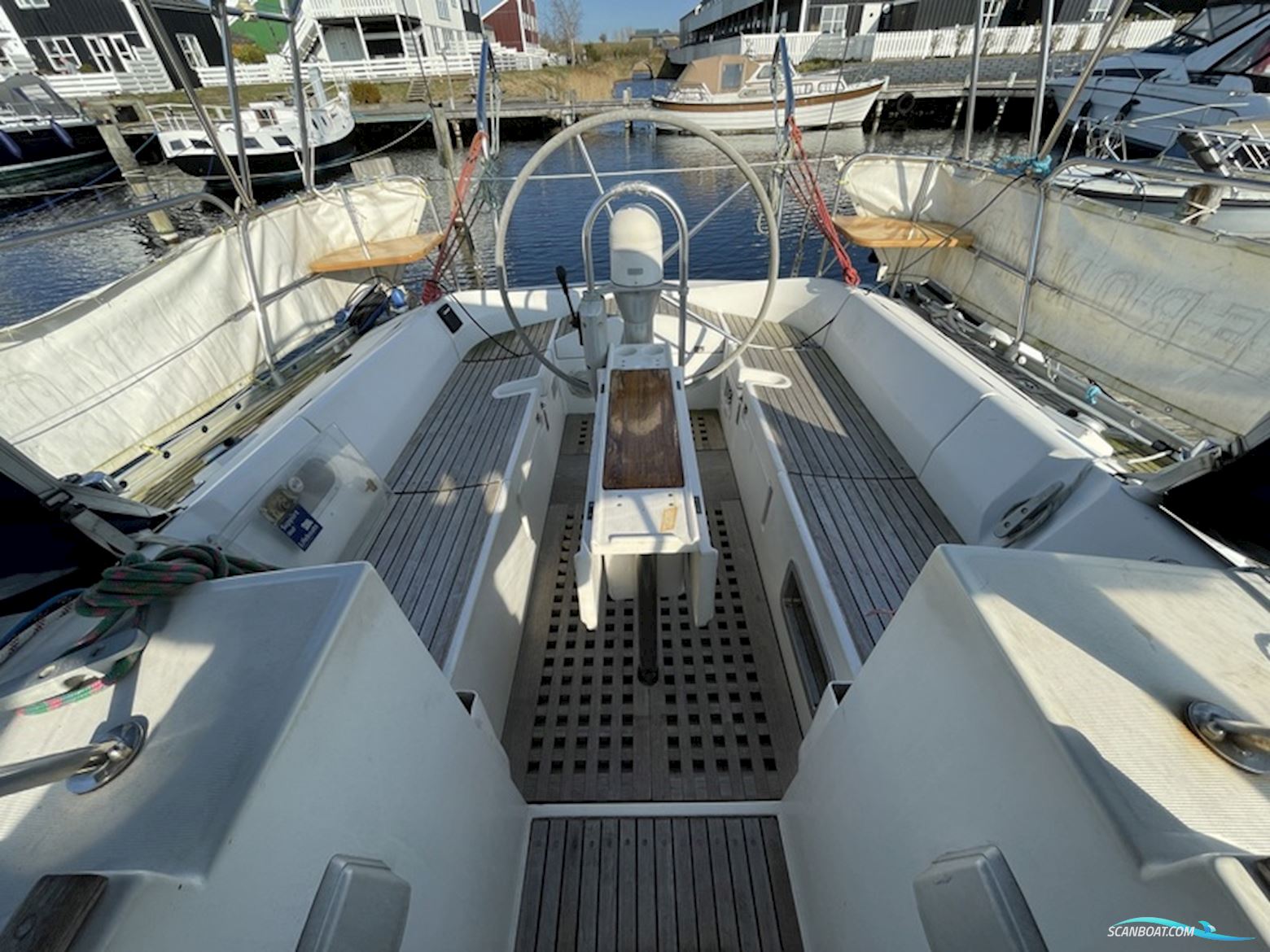 Beneteau Oceanis 390