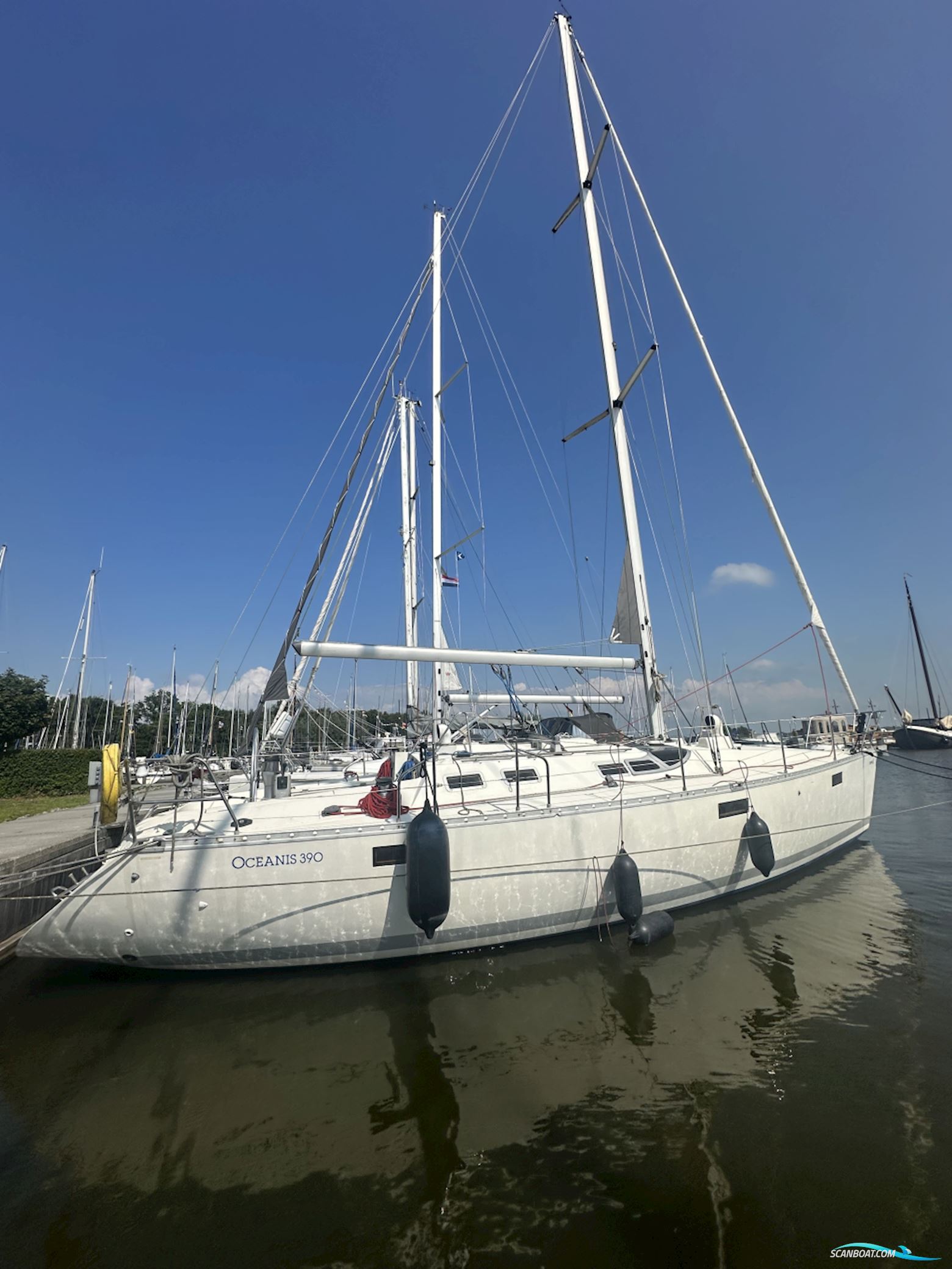 Beneteau Oceanis 390 Sailingboat 1990, with Perkins engine, The Netherlands