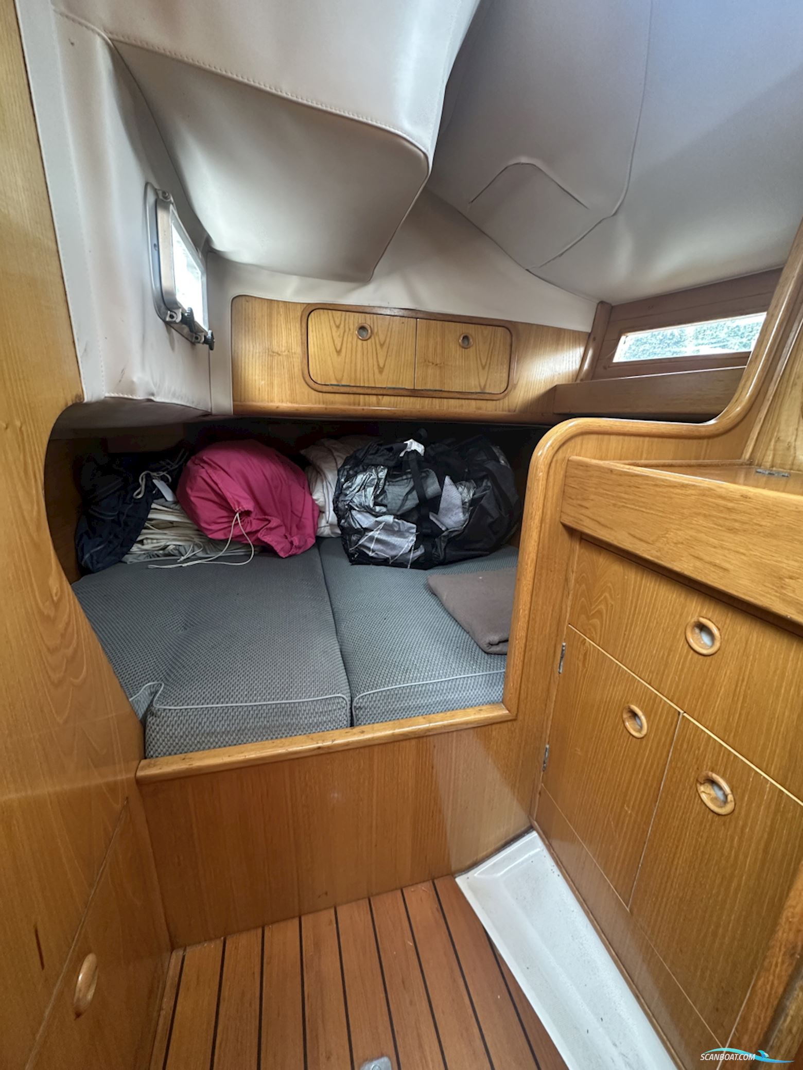 Beneteau Oceanis 390