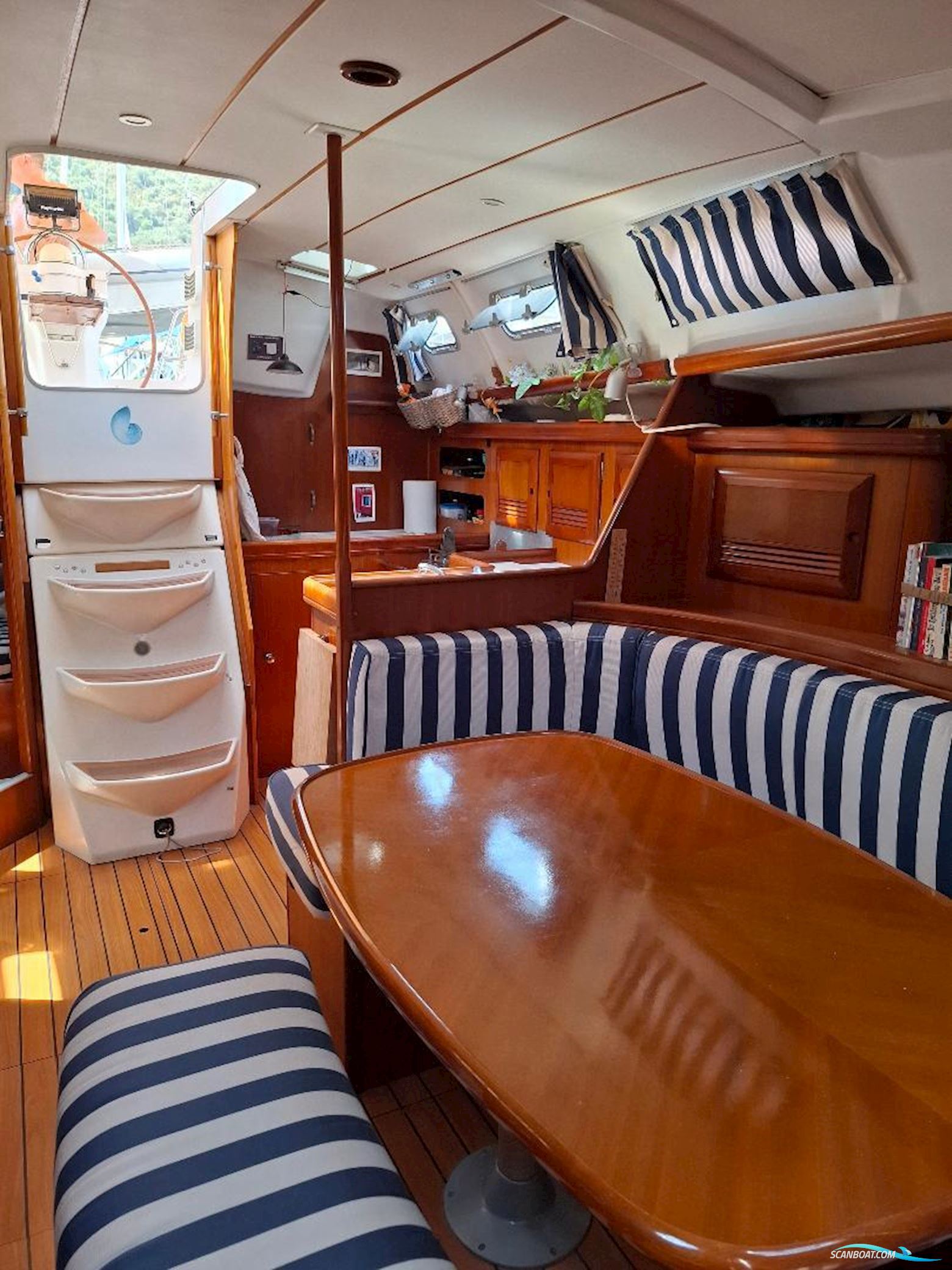 Beneteau Oceanis 393