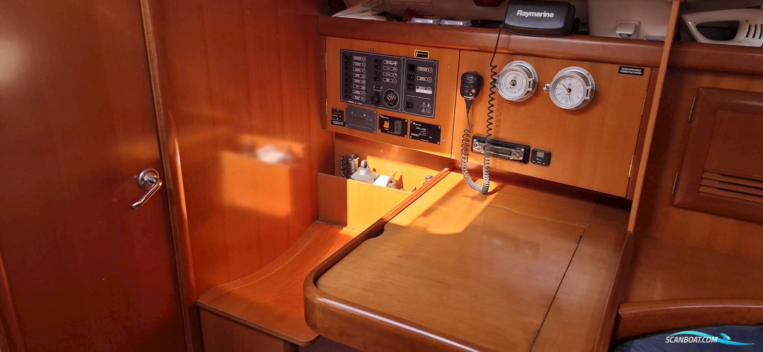 Beneteau Oceanis 393