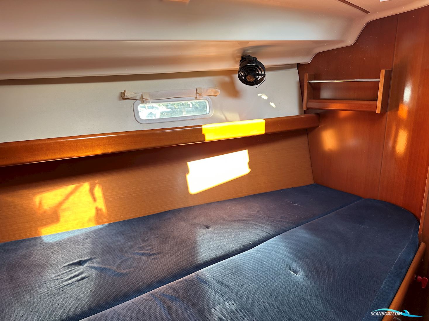 Beneteau Oceanis 393