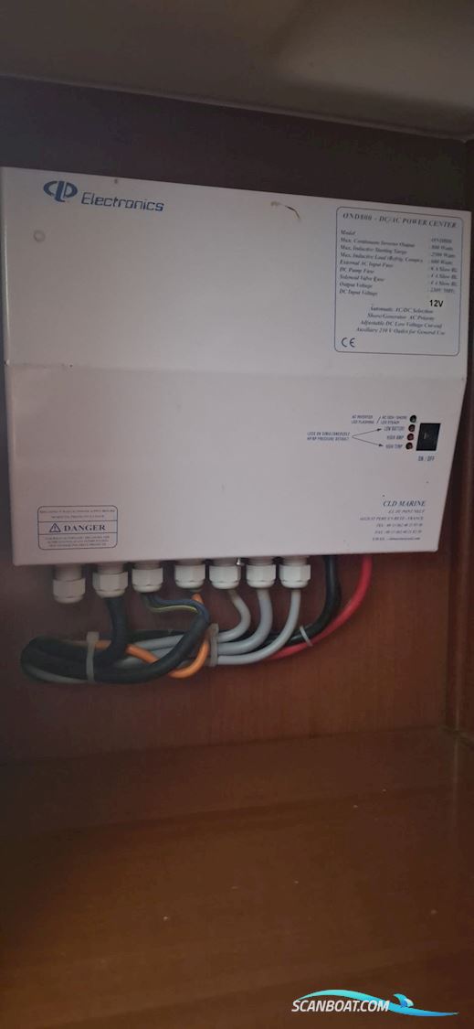 Beneteau Oceanis 393