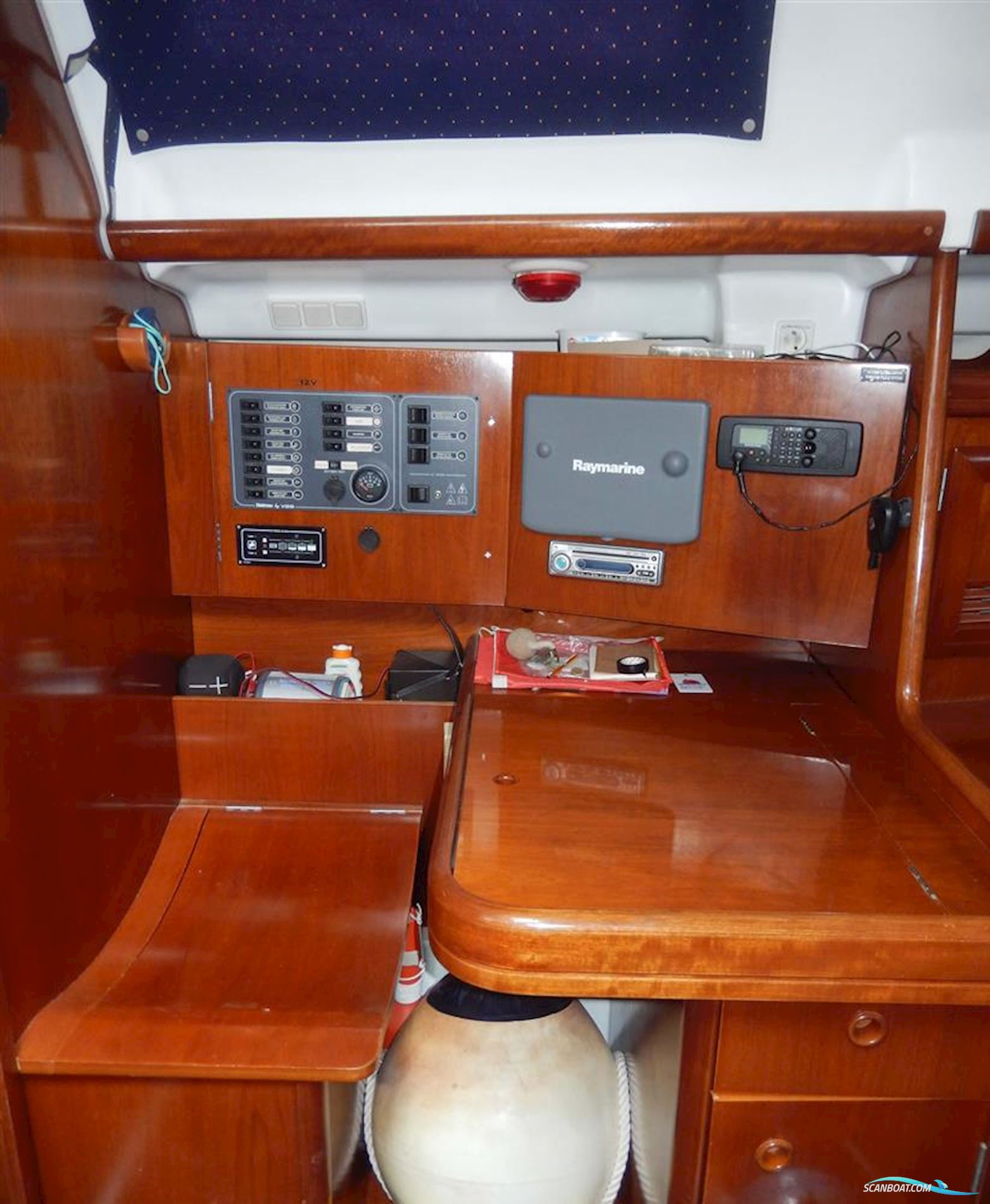 Beneteau OCEANIS 393