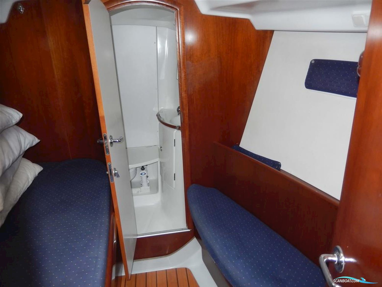Beneteau OCEANIS 393