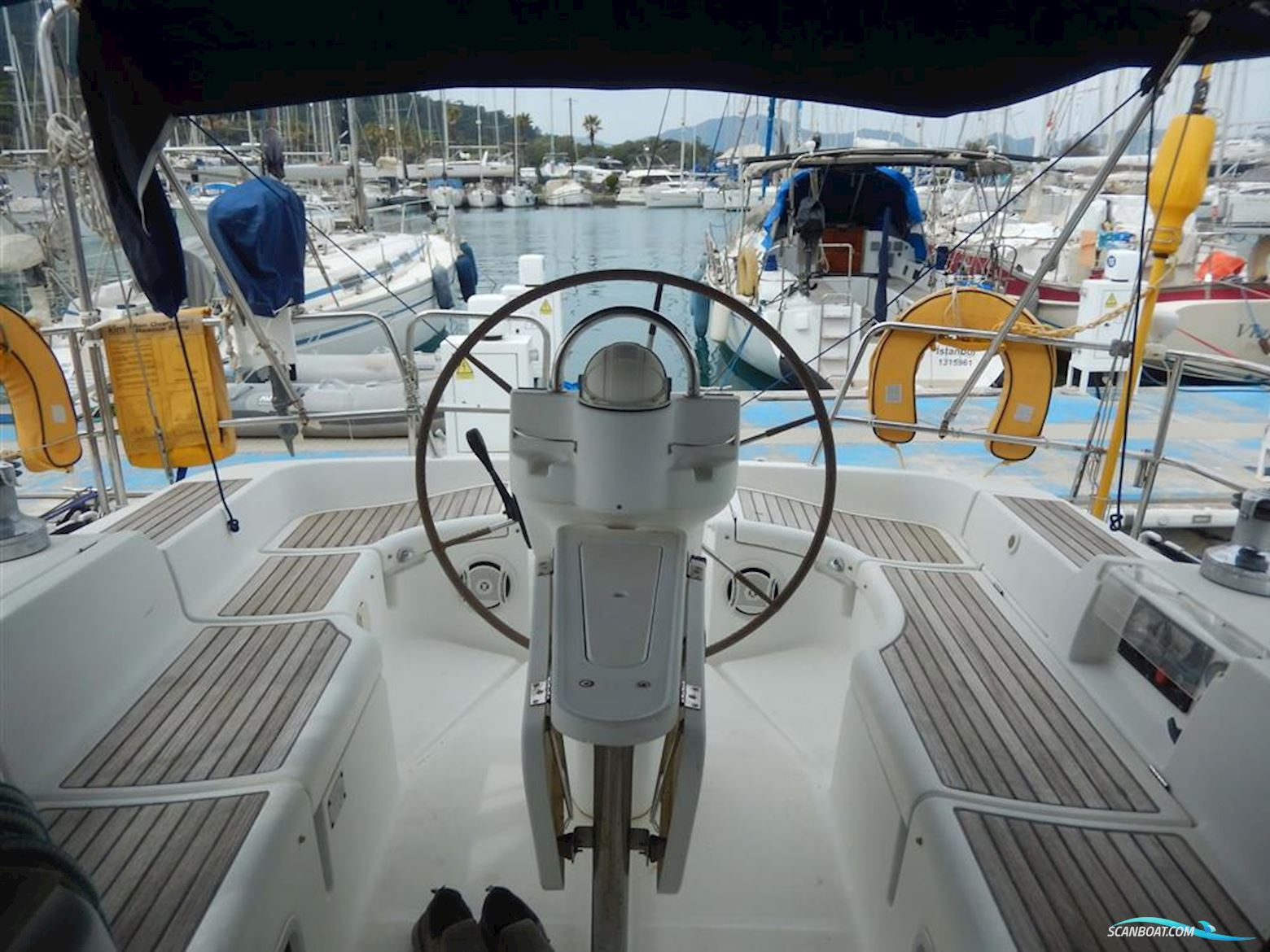 Beneteau OCEANIS 393