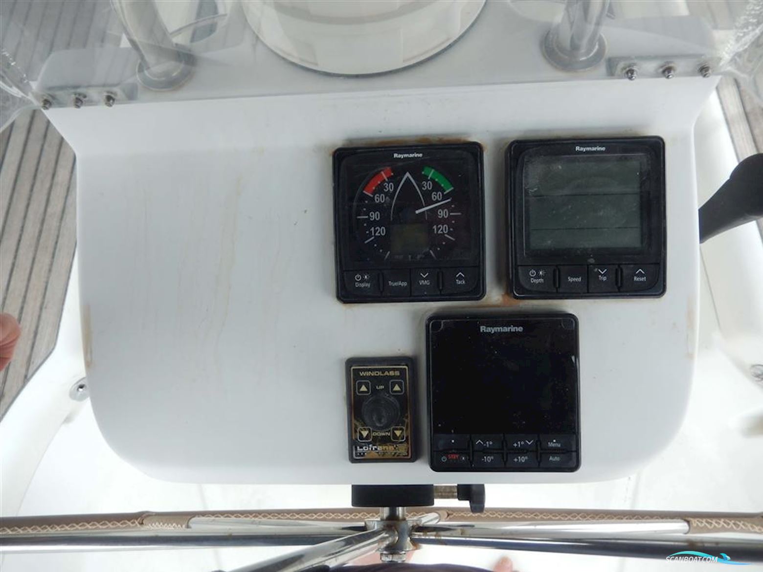 Beneteau OCEANIS 393