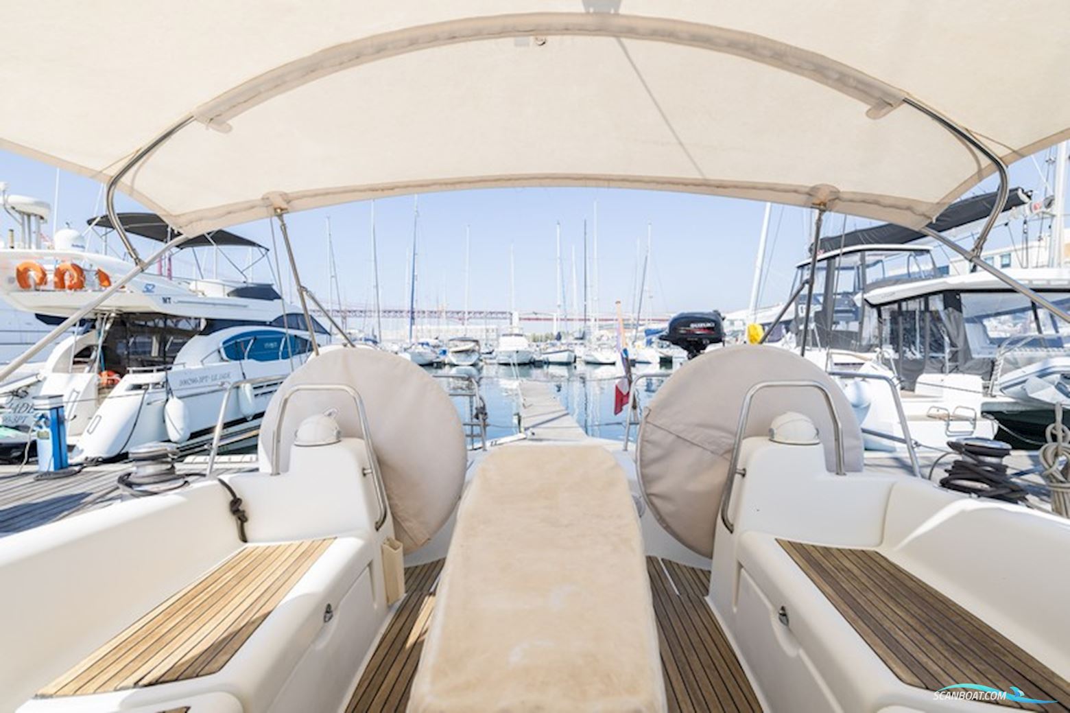 Beneteau Oceanis 40