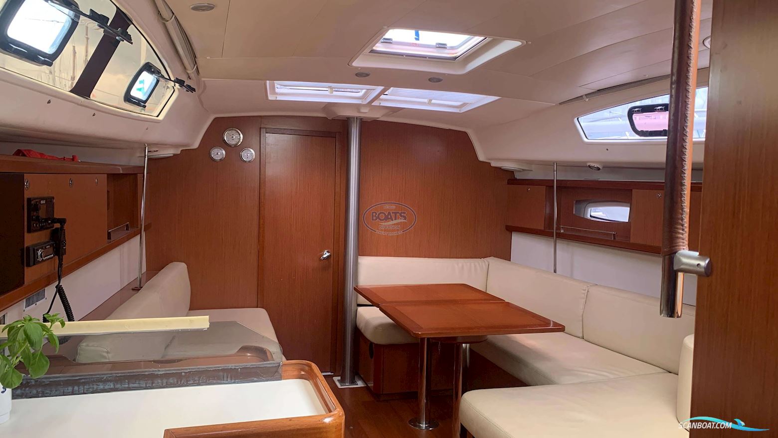 Beneteau Oceanis 40